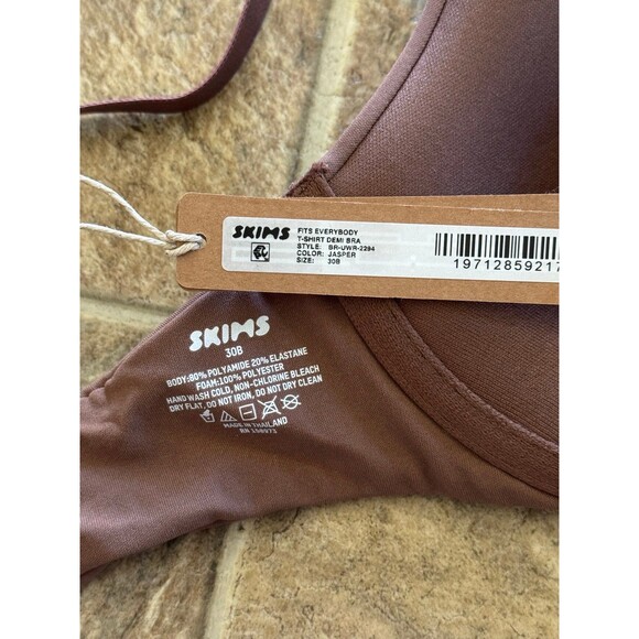 Skims Fits Everybody T-shirt Demi Bra Jasper Size 30B - Picture 10 of 10